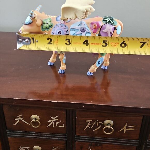 Cow Parade Painted Cow With Wings - Picture 7 of 10